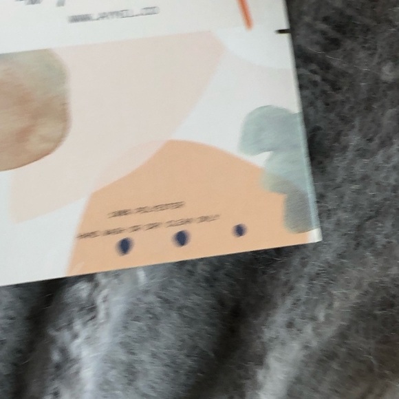 Ombre Gray Heather And White Striped Scarf - Picture 5 of 12